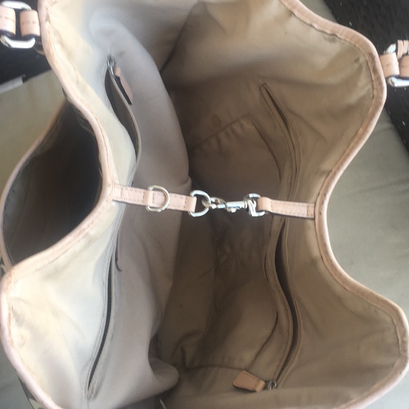 COACH Peyton Dream C ToteBag - Picture 14 of 16